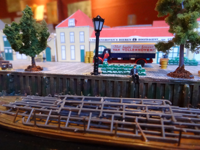 878197 Detail van de maquette van het noordoostelijk deel van ‘Wijk C anno 1925’, gemaakt door stagiaires van het ...